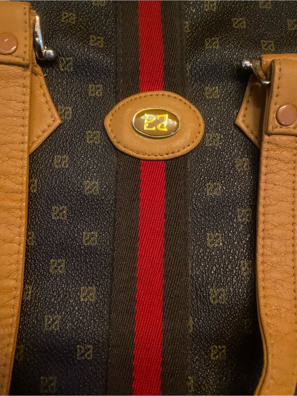 Men's Tan & Black Leather-Trim Weekender Bag with Red Accent